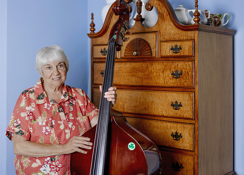 GFE Woman With Cello
